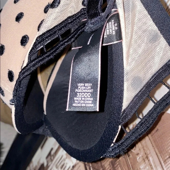 Victoria secret nude black  polka dots lace bra - Picture 10 of 11